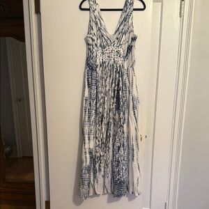 Blue and White Maxi Dress with Elegant Flow